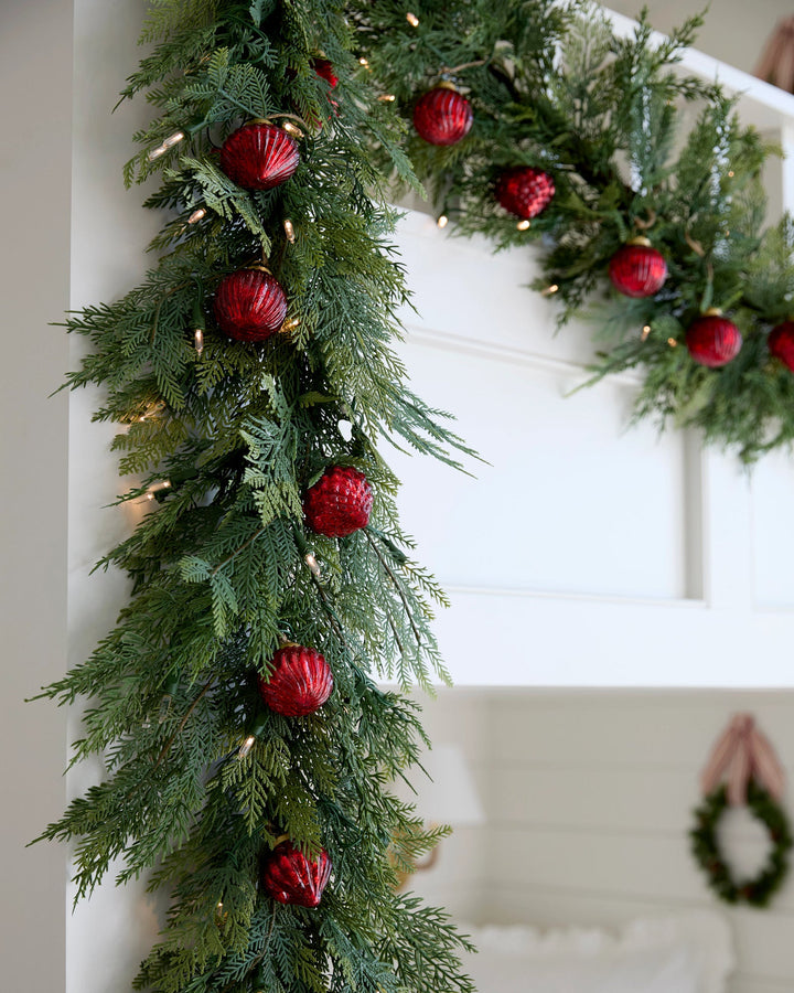 Compositions végétales d'extérieur en cèdre